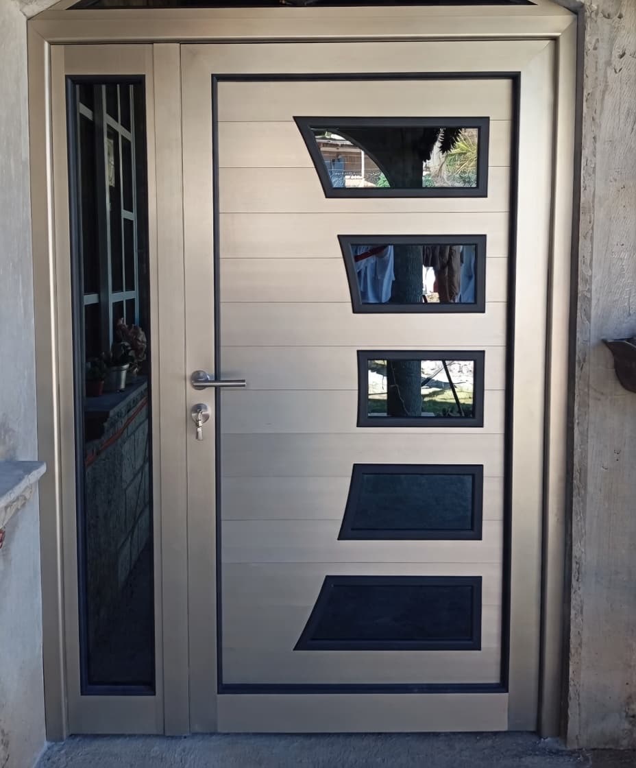 Puerta con Vidrio